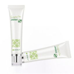 精致美學(xué) 沁蕊化妝品與珠寶首飾的視覺(jué)營(yíng)銷(xiāo)藝術(shù)